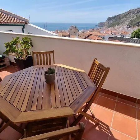 Apartment Casa Avo Nino Nazaré