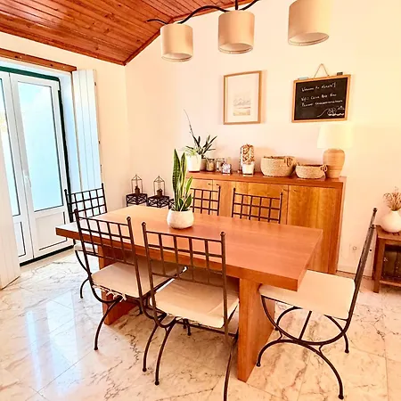 Casa Avo Nino Nazare